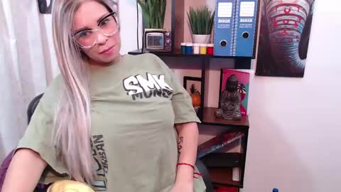 Jade M  online show from 02/28/25, 02:31