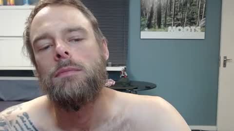 JamesJan van Rebel online show from 01/11/26, 02:49