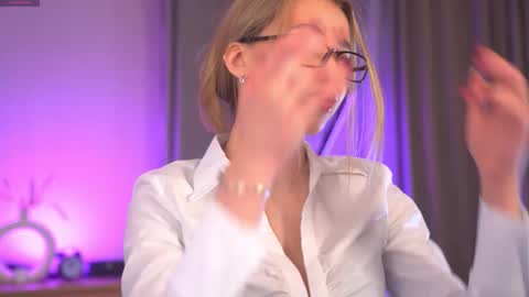 Jenny online show from 01/11/26, 08:19