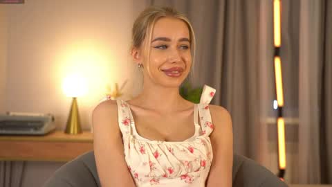 Jenny online show from 03/08/26, 08:18