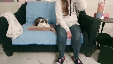 Nicole  Allen online show from 01/29/25, 12:22