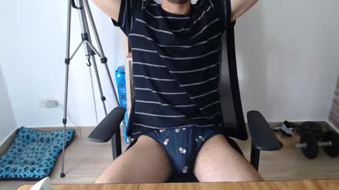 Snapshot of jjrod91 chatting on 11/05/25, 07:03 Jon online show from 11/05/25, 07:03