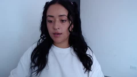 Snapshot of jjulietha95 chatting on 01/31/25, 02:39 Julieta online show from 01/31/25, 02:39