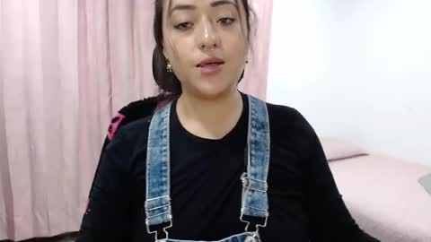 Snapshot of jjulietha95 chatting on 02/13/25, 11:15 Julieta online show from 02/13/25, 11:15