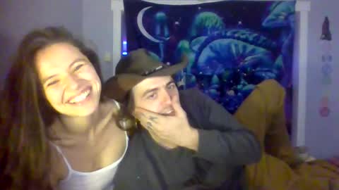 Snapshot of jklaydown chatting on 11/15/25, 12:19 jklaydown online show from 11/15/25, 12:19