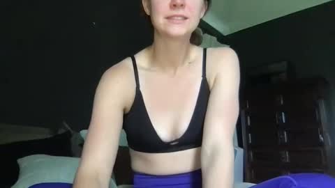 jlynn1997 online show from 04/20/26, 06:42