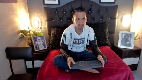 Snapshot of jm_hot_ chatting on 01/19/25, 03:39 jm_hot_ online show from 01/19/25, 03:39