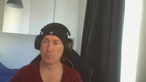 jman2025839798 online show from 04/20/26, 02:31