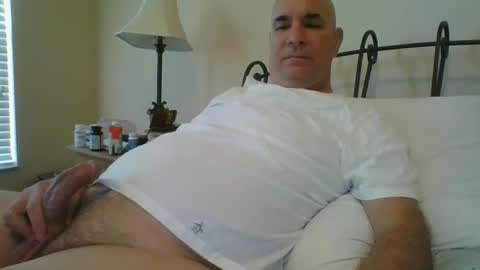 jmichael50 online show from 12/08/24, 05:11