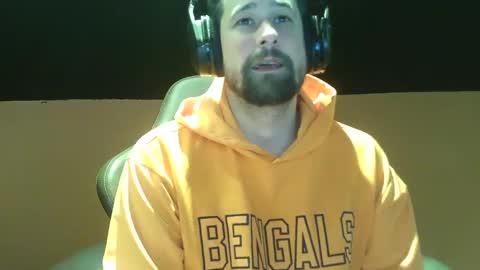 Snapshot of jmiss7 chatting on 01/27/25, 04:52 Lets cum online show from 01/27/25, 04:52