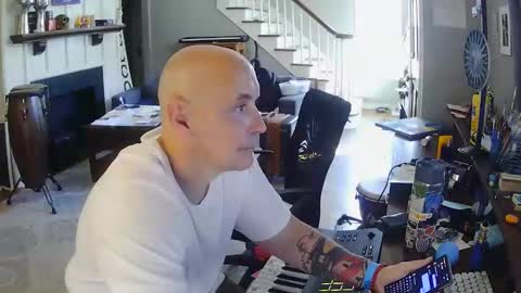 jmo0209 online show from 09/14/25, 07:35