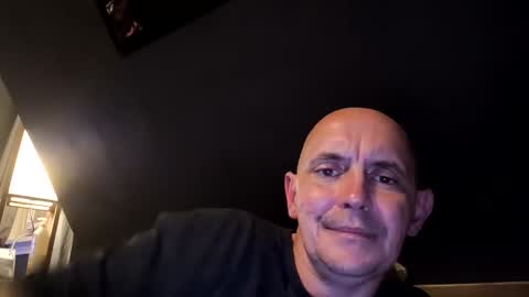 jmo0209 online show from 10/15/25, 07:41