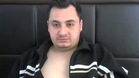 Snapshot of jnsnw chatting on 02/28/25, 09:47 jnsnw online show from 02/28/25, 09:47