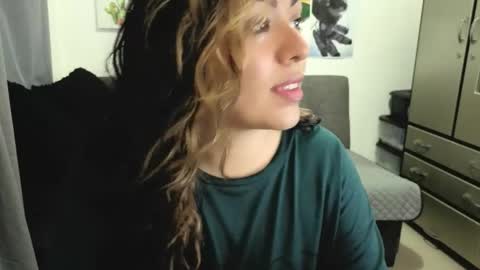 Johana              online show from 05/05/26, 04:59