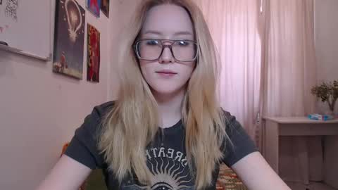 joan_kiss online show from 05/16/26, 10:36