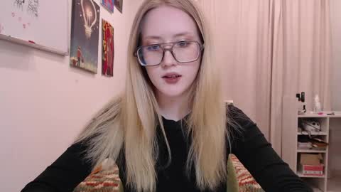 joan_kiss online show from 06/02/26, 09:17