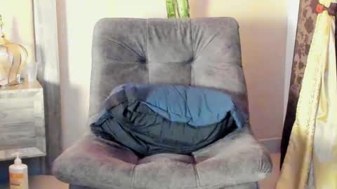 Snapshot of joan_saenz chatting on 02/08/25, 02:58 JOAN SAENZ online show from 02/08/25, 02:58