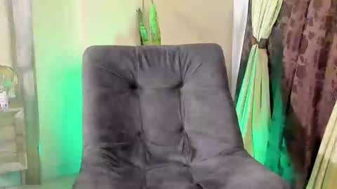 Snapshot of joan_saenz chatting on 02/21/25, 10:59 JOAN SAENZ online show from 02/21/25, 10:59