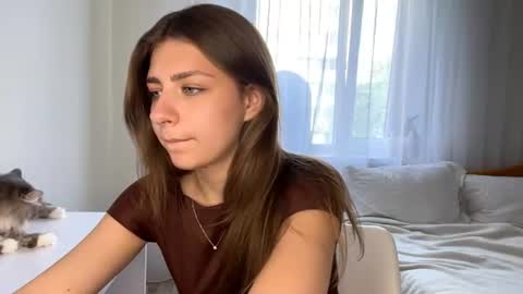 Bella online show from 07/16/26, 12:33