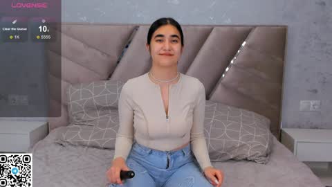 Mia online show from 12/19/24, 01:29