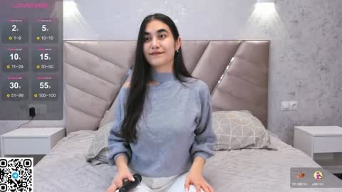 Mia online show from 01/02/25, 02:02