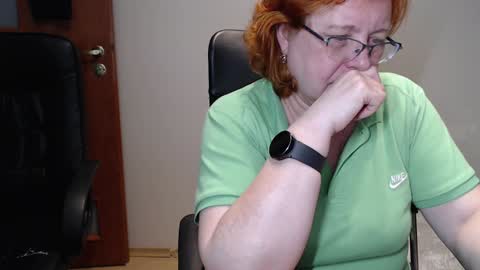 Snapshot of joannaandneighbour chatting on 01/26/25, 07:09 Joanna and Greg online show from 01/26/25, 07:09