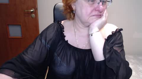 Snapshot of joannaandneighbour chatting on 03/12/25, 09:44 Joanna and Greg online show from 03/12/25, 09:44