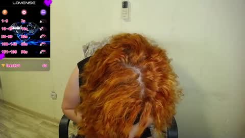 Snapshot of joanne_star chatting on 02/12/25, 09:43 SweetGinger online show from 02/12/25, 09:43