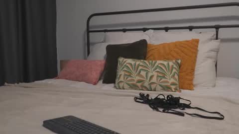 Joanne online show from 09/29/25, 05:23