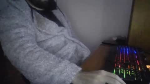 joaodias_18 online show from 12/16/24, 10:34