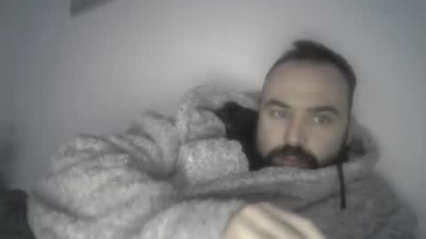 joaodias_18 online show from 12/22/24, 05:42