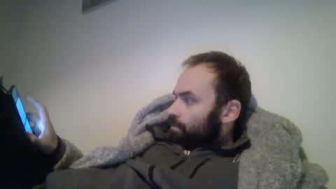 joaodias_18 online show from 01/16/25, 06:59