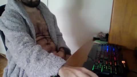 joaodias_18 online show from 02/17/25, 02:48