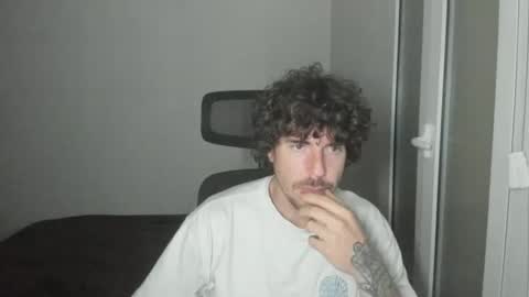 Snapshot of joaquin420_hot chatting on 02/16/26, 10:50 joaquin420_hot online show from 02/16/26, 10:50