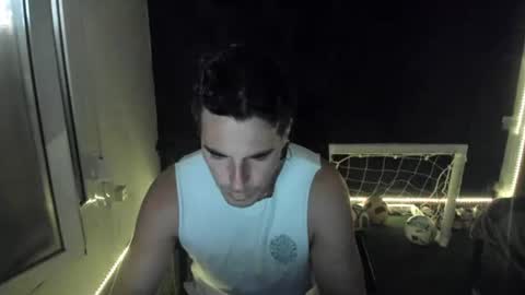 Snapshot of joaquin420_hot chatting on 06/18/26, 01:04 joaquin420_hot online show from 06/18/26, 01:04