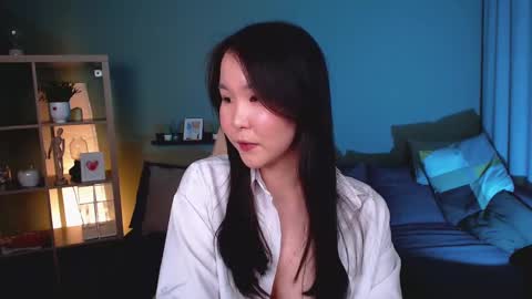 Amina online show from 01/29/25, 12:24