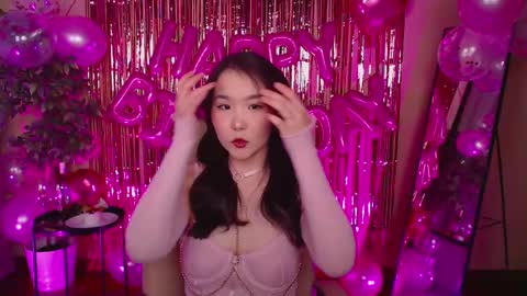 Amina online show from 03/01/25, 12:23