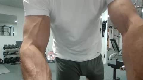 joe_smith5679 online show from 02/18/26, 08:27