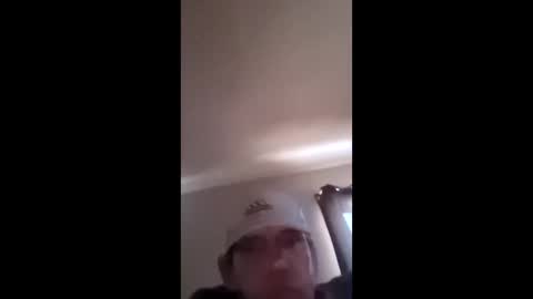 Snapshot of joeevanski chatting on 12/05/25, 01:42 joeevanski online show from 12/05/25, 01:42