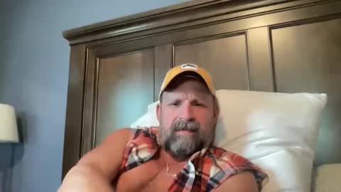 joestros online show from 12/04/25, 10:29