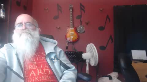 joeyzzz1 online show from 04/17/26, 02:03