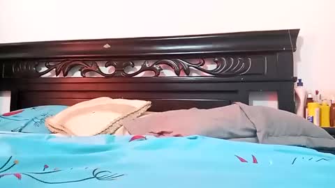 johan3084 online show from 09/17/25, 05:36