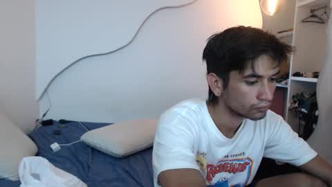 Snapshot of johan_03 chatting on 10/07/25, 08:06 johan online show from 10/07/25, 08:06