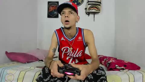 Snapshot of johan_and_antonella chatting on 12/11/24, 07:36 johan_and_antonella online show from 12/11/24, 07:36