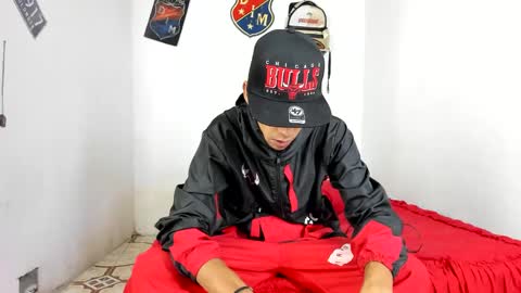 Snapshot of johan_and_antonella chatting on 02/03/25, 05:29 johan_and_antonella online show from 02/03/25, 05:29