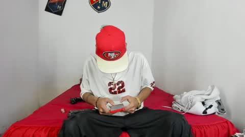 Snapshot of johan_and_antonella chatting on 02/15/25, 11:25 johan_and_antonella online show from 02/15/25, 11:25