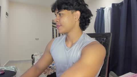 Snapshot of johan_beley_7k chatting on 02/14/25, 02:23 Johan Beley online show from 02/14/25, 02:23