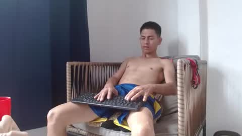 Snapshot of johan_kitten chatting on 07/04/26, 01:28 johan online show from 07/04/26, 01:28