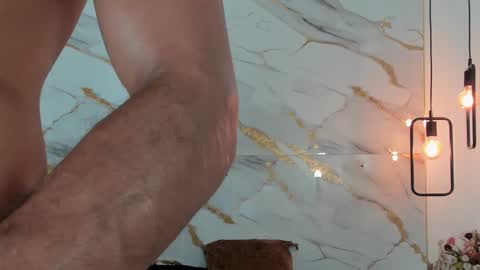 Snapshot of johan_miller1 chatting on 09/14/25, 04:00 johan online show from 09/14/25, 04:00