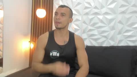 Snapshot of johan_miller1 chatting on 10/08/25, 01:03 johan online show from 10/08/25, 01:03